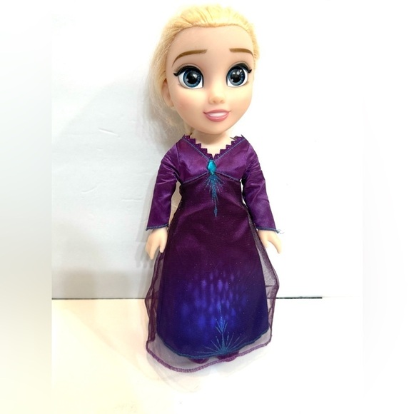 Disney Animation Frozen 2 Talking/Singing Elsa Doll Into The Unknown - Picture 1 of 5
